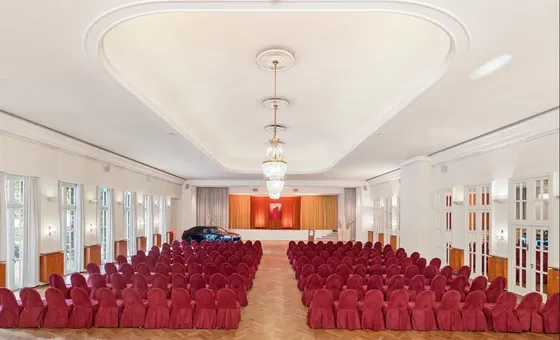 Großer Festsaal Lindtner neu Großer Festsaal Lindtner neu