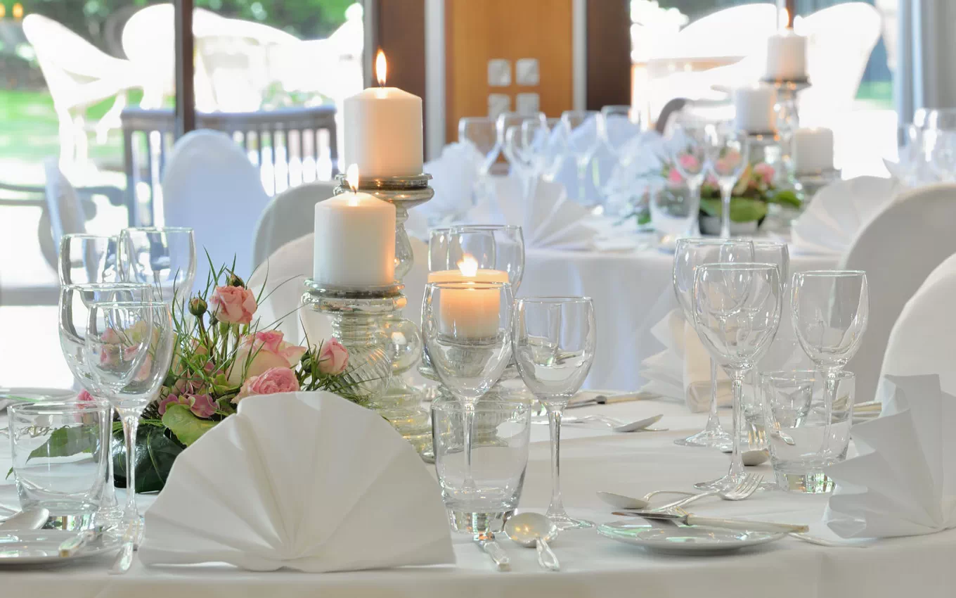 Hofgarten set table candle